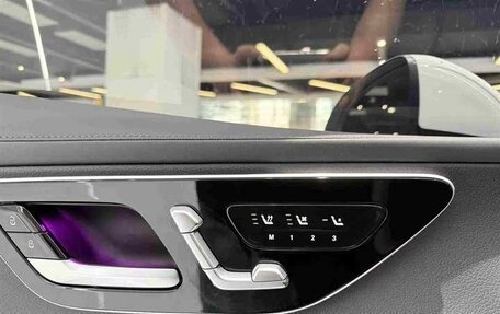 Mercedes-Benz GLC, 2024 год, 6 250 000 рублей, 14 фотография