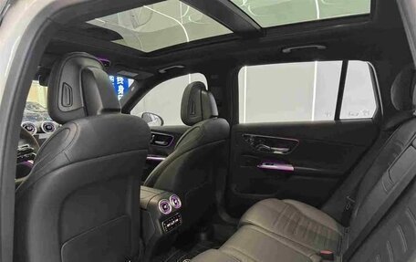 Mercedes-Benz GLC, 2024 год, 6 250 000 рублей, 11 фотография