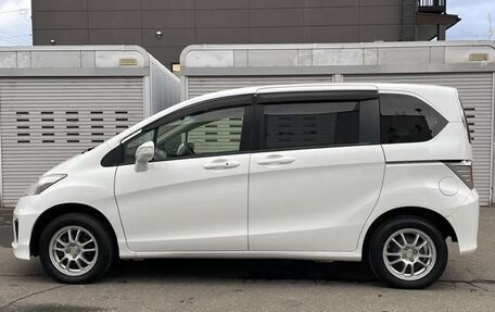 Honda Freed I, 2016 год, 840 000 рублей, 6 фотография