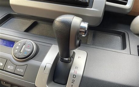 Honda Freed I, 2016 год, 840 000 рублей, 14 фотография