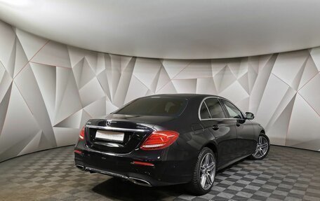 Mercedes-Benz E-Класс, 2019 год, 3 550 000 рублей, 2 фотография