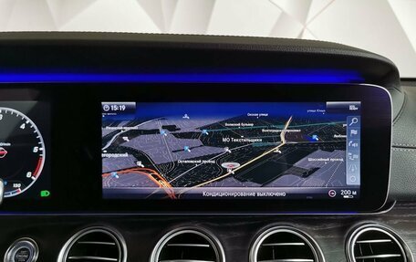 Mercedes-Benz E-Класс, 2019 год, 3 550 000 рублей, 20 фотография