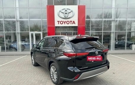 Toyota Highlander, 2025 год, 6 500 000 рублей, 10 фотография