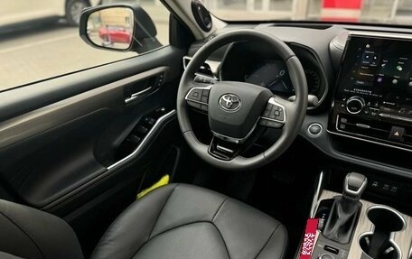Toyota Highlander, 2025 год, 6 500 000 рублей, 26 фотография
