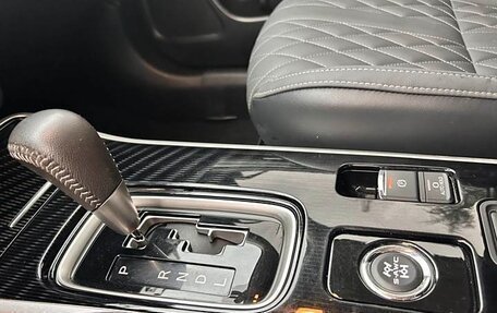 Mitsubishi Outlander III рестайлинг 3, 2022 год, 2 300 999 рублей, 12 фотография