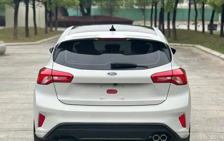 Ford Focus IV, 2022 год, 1 490 999 рублей, 5 фотография