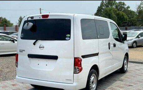 Nissan NV200, 2018 год, 1 270 000 рублей, 4 фотография