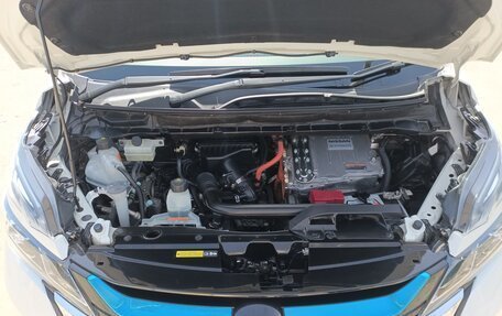 Nissan Serena IV, 2018 год, 2 190 000 рублей, 3 фотография