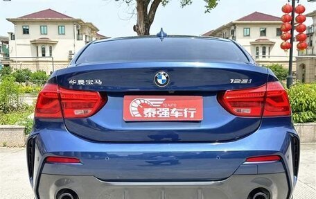BMW 1 серия, 2021 год, 2 000 000 рублей, 8 фотография