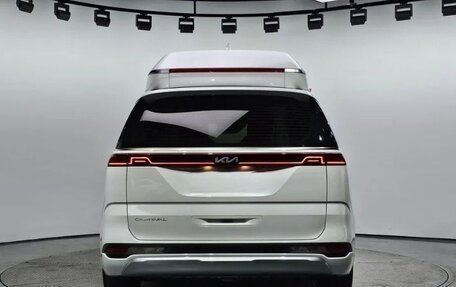 KIA Carnival, 2021 год, 2 240 000 рублей, 4 фотография