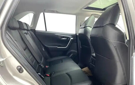 Toyota RAV4, 2021 год, 2 010 555 рублей, 20 фотография