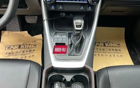 Toyota RAV4, 2021 год, 2 010 555 рублей, 17 фотография