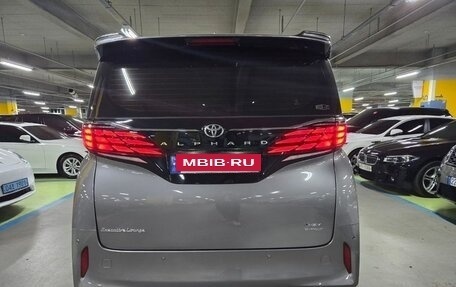 Toyota Alphard, 2024 год, 12 300 333 рублей, 4 фотография