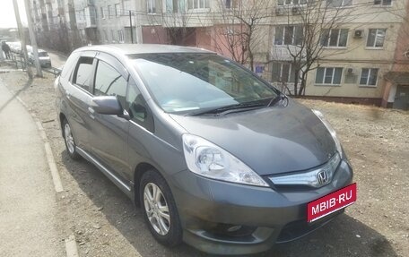 Honda Fit Shuttle I рестайлинг, 2011 год, 900 000 рублей, 1 фотография