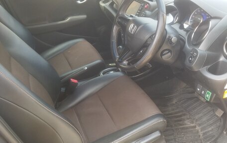 Honda Fit Shuttle I рестайлинг, 2011 год, 900 000 рублей, 14 фотография