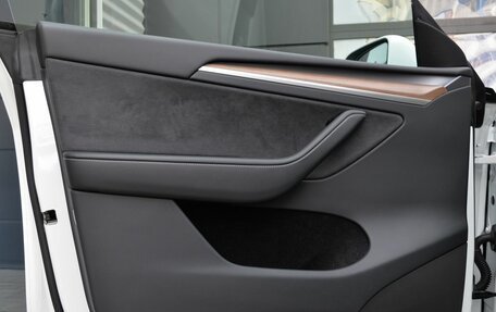 Tesla Model Y I, 2023 год, 5 990 000 рублей, 20 фотография