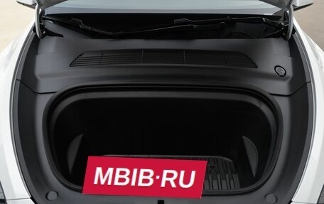 Tesla Model Y I, 2023 год, 5 990 000 рублей, 37 фотография
