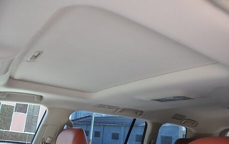 Toyota Land Cruiser 200, 2020 год, 7 990 999 рублей, 12 фотография