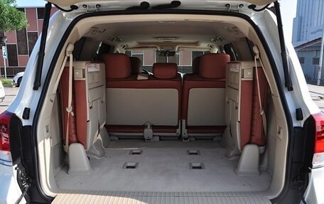 Toyota Land Cruiser 200, 2020 год, 7 990 999 рублей, 16 фотография