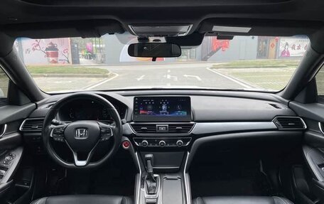 Honda Accord IX рестайлинг, 2022 год, 2 000 000 рублей, 7 фотография