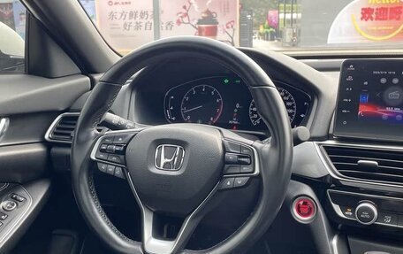 Honda Accord IX рестайлинг, 2022 год, 2 000 000 рублей, 17 фотография