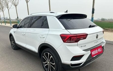 Volkswagen T-Roc I, 2021 год, 1 290 600 рублей, 3 фотография