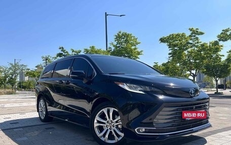Toyota Sienna, 2022 год, 3 210 000 рублей, 3 фотография