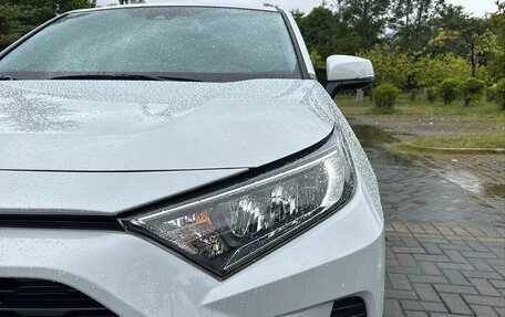Toyota RAV4, 2021 год, 3 041 000 рублей, 8 фотография