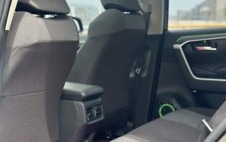 Toyota RAV4, 2022 год, 2 350 000 рублей, 13 фотография