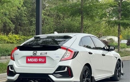 Honda Civic, 2022 год, 1 650 000 рублей, 9 фотография