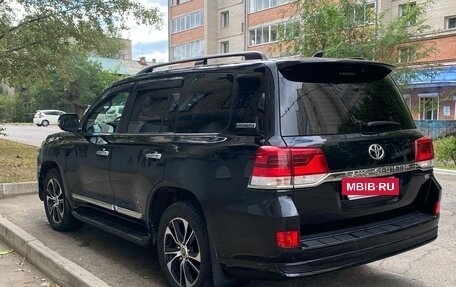 Toyota Land Cruiser 200, 2020 год, 7 000 000 рублей, 3 фотография