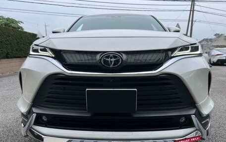 Toyota Harrier, 2022 год, 2 685 000 рублей, 4 фотография