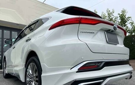 Toyota Harrier, 2022 год, 2 685 000 рублей, 7 фотография