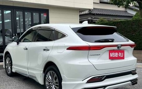 Toyota Harrier, 2022 год, 2 685 000 рублей, 8 фотография