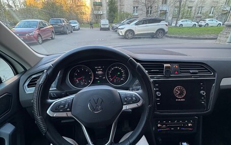Volkswagen Tiguan II, 2021 год, 3 125 000 рублей, 6 фотография