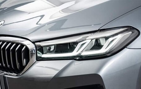 BMW 5 серия, 2022 год, 3 980 000 рублей, 3 фотография