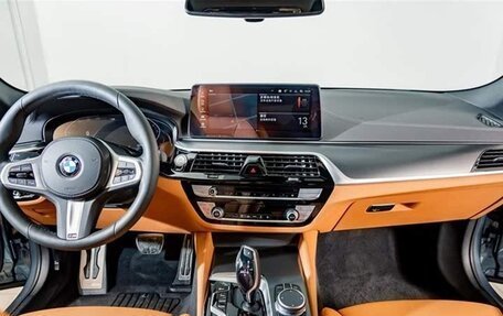 BMW 5 серия, 2022 год, 3 980 000 рублей, 15 фотография