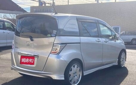 Honda Freed I, 2016 год, 871 000 рублей, 5 фотография