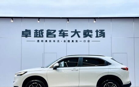 Honda Vezel, 2023 год, 2 000 000 рублей, 14 фотография