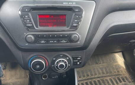 KIA Rio III рестайлинг, 2014 год, 680 000 рублей, 7 фотография