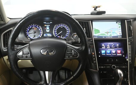 Infiniti Q50 I рестайлинг, 2014 год, 1 950 000 рублей, 16 фотография