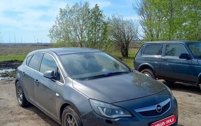 Opel Astra J, 2011 год, 520 000 рублей, 1 фотография