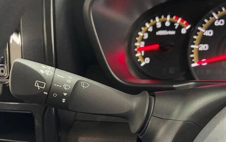 Toyota Roomy I, 2021 год, 980 777 рублей, 14 фотография