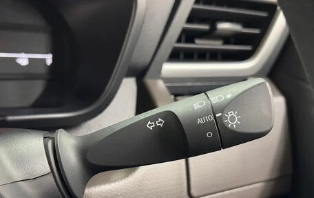 Toyota Roomy I, 2021 год, 980 777 рублей, 16 фотография