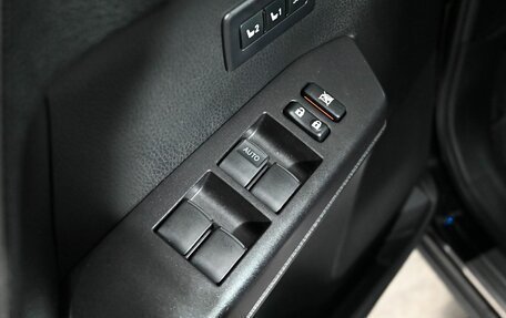 Toyota RAV4, 2017 год, 2 815 000 рублей, 13 фотография
