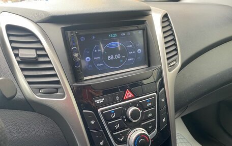 Hyundai i30 II рестайлинг, 2012 год, 599 000 рублей, 9 фотография