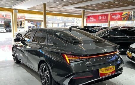 Hyundai Elantra, 2025 год, 1 938 000 рублей, 4 фотография