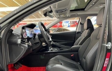 Hyundai Elantra, 2025 год, 1 938 000 рублей, 7 фотография