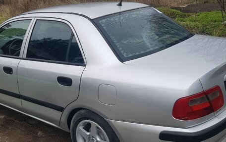 Mitsubishi Carisma I, 2002 год, 350 000 рублей, 39 фотография