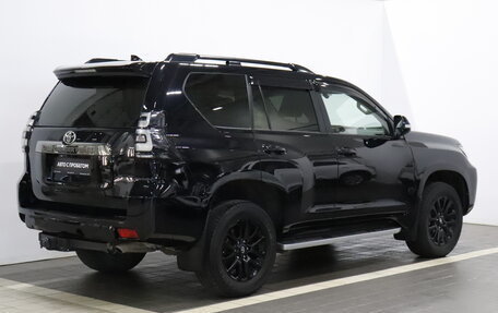 Toyota Land Cruiser Prado 150 рестайлинг 2, 2021 год, 6 272 000 рублей, 5 фотография